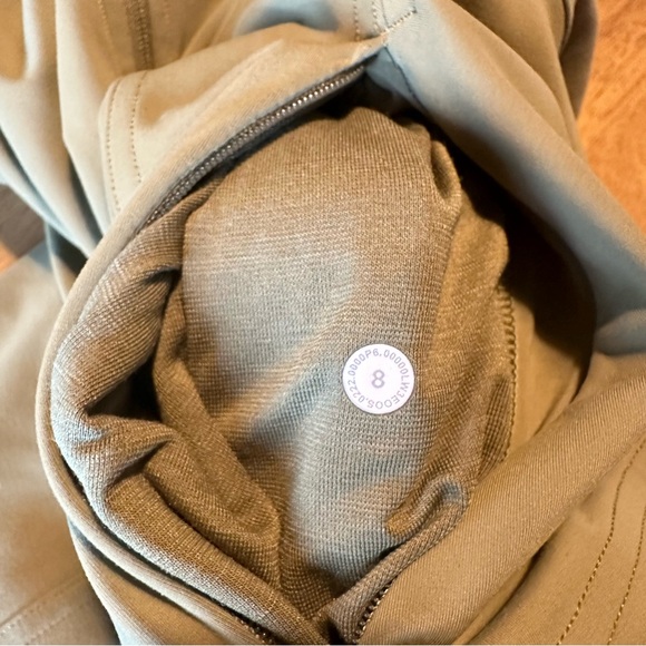 Lululemon Green InStill Jacket - Picture 11 of 11